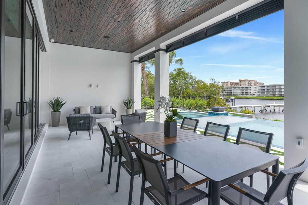 LAKE SHORES LANTANA - Residential