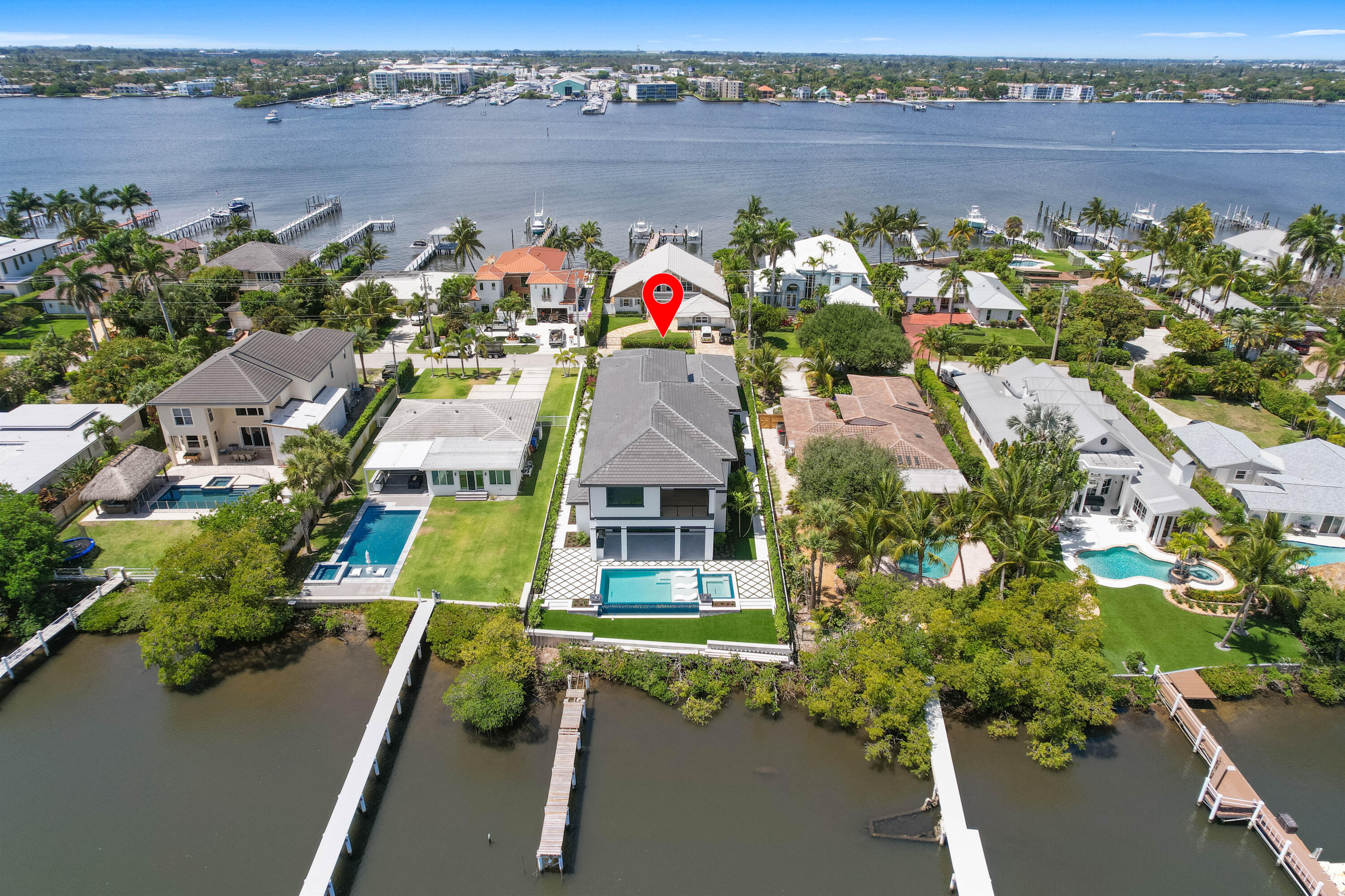 LAKE SHORES LANTANA - Residential