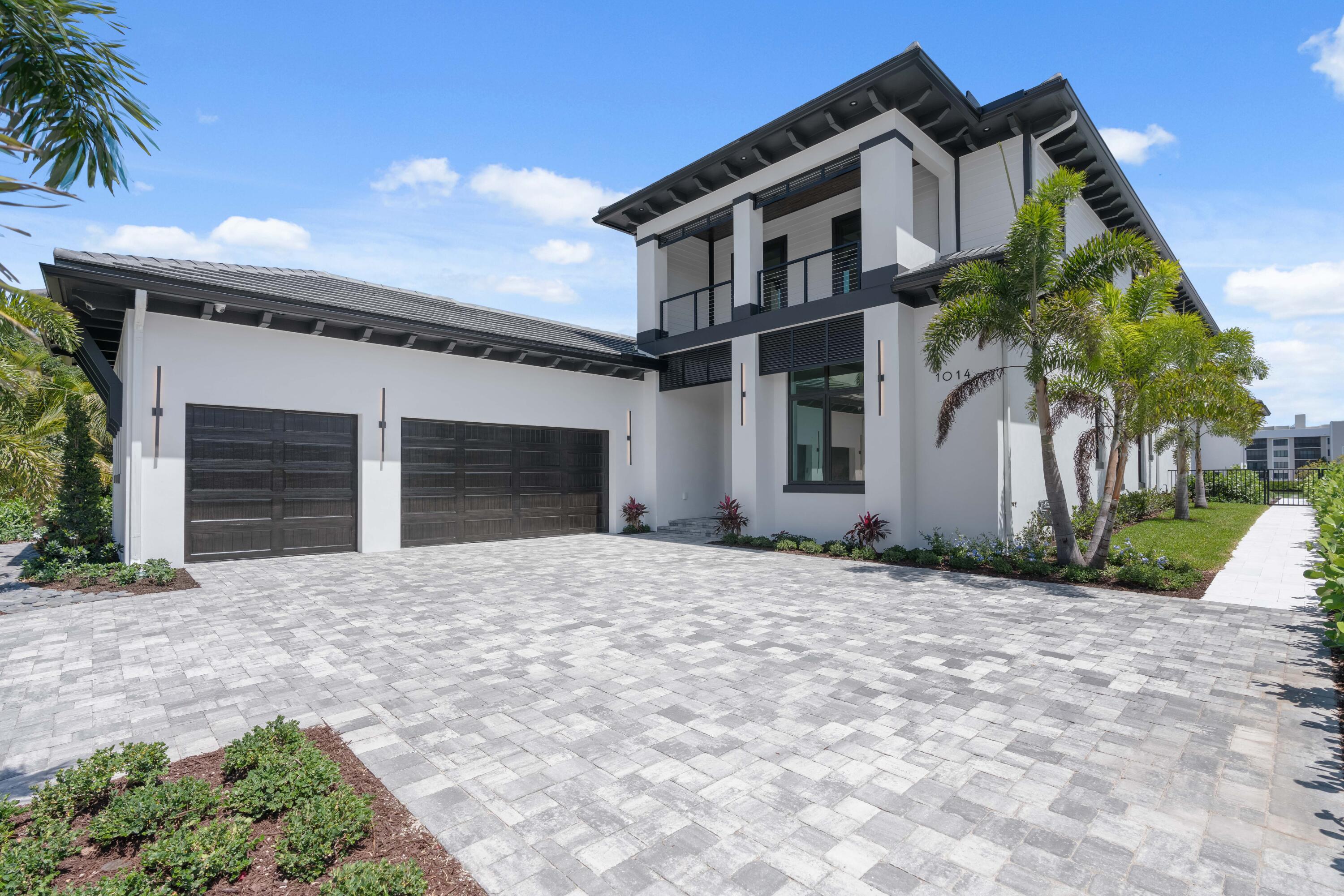 LAKE SHORES LANTANA - Residential