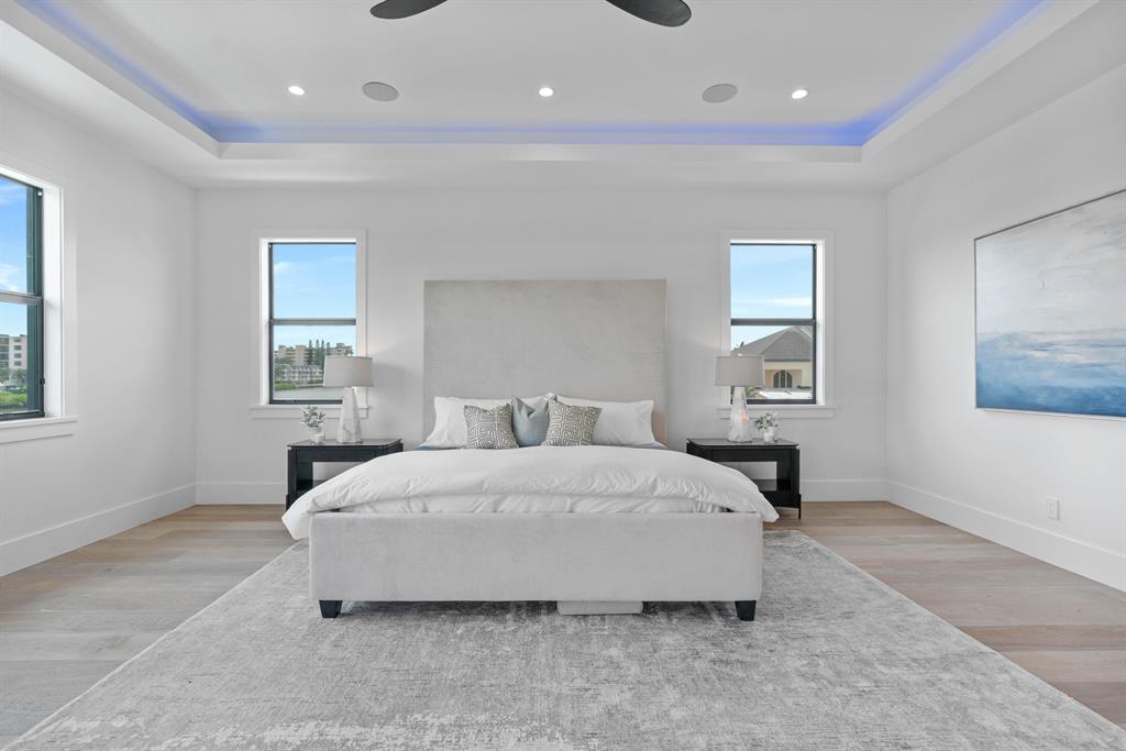 LAKE SHORES LANTANA - Residential