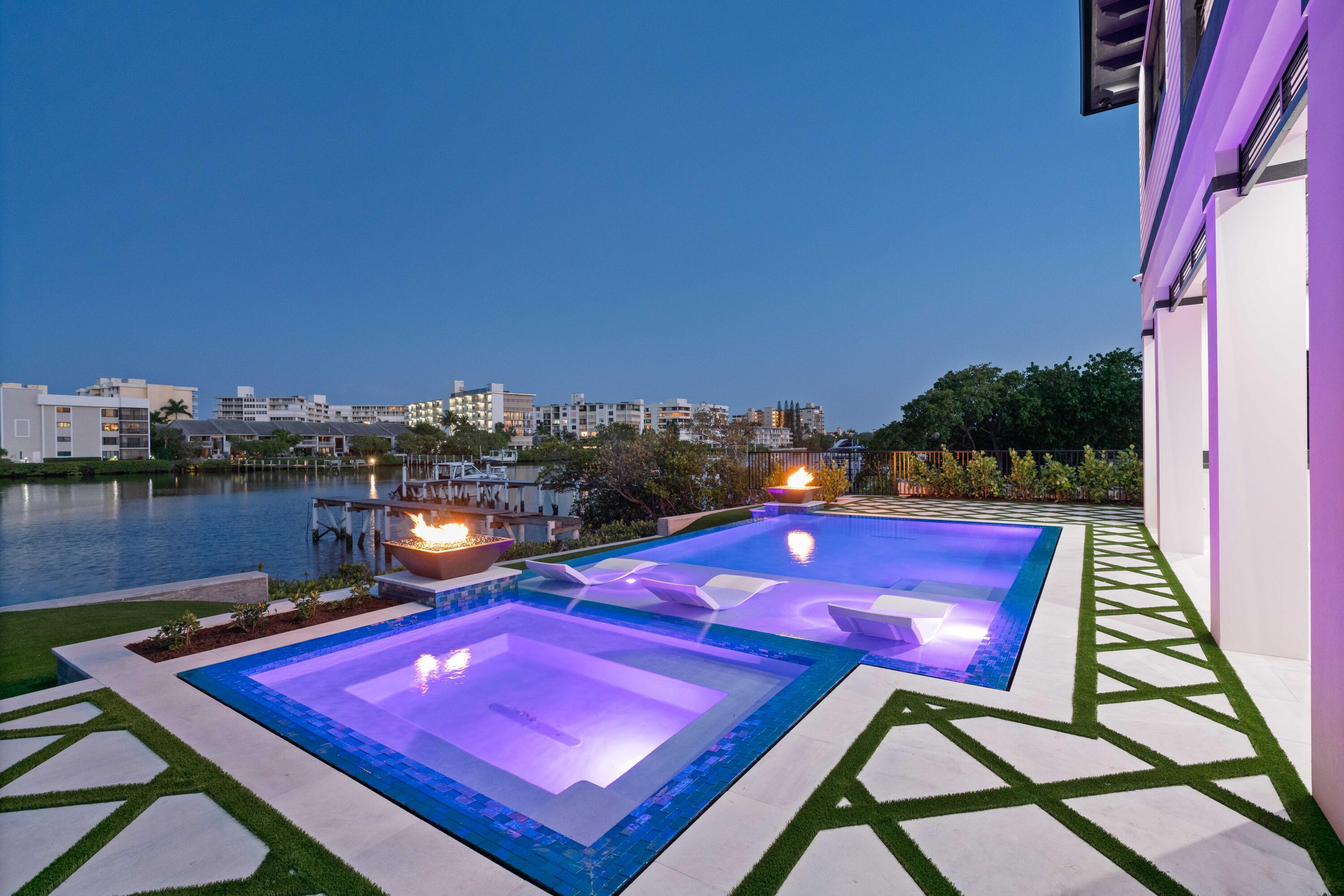 LAKE SHORES LANTANA - Residential