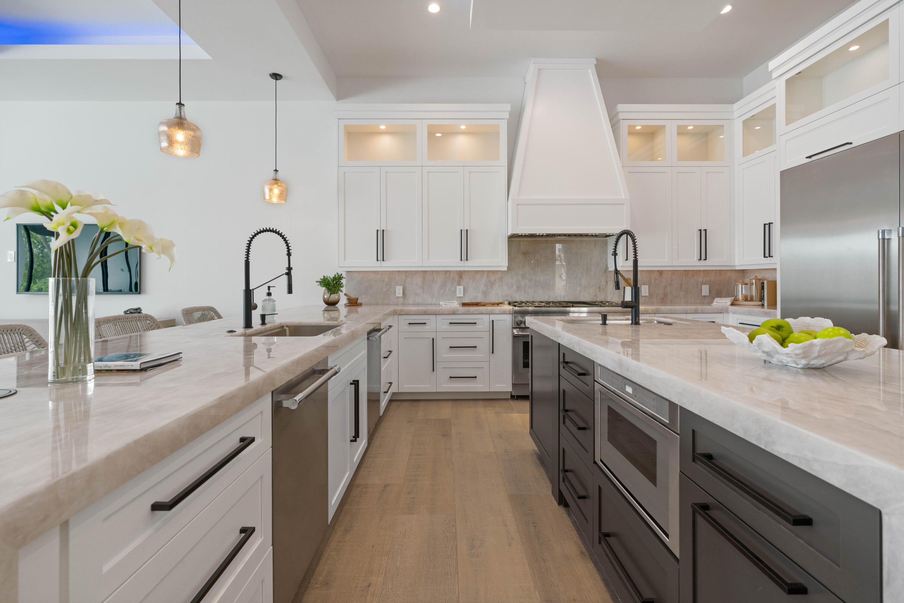 LAKE SHORES LANTANA - Residential