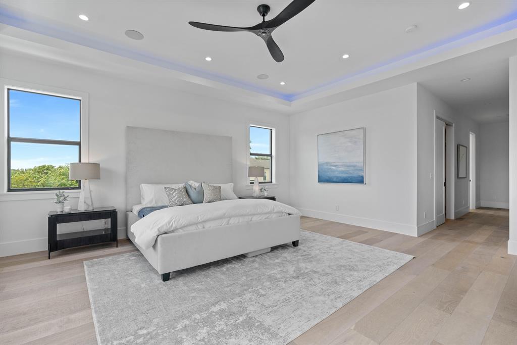 LAKE SHORES LANTANA - Residential