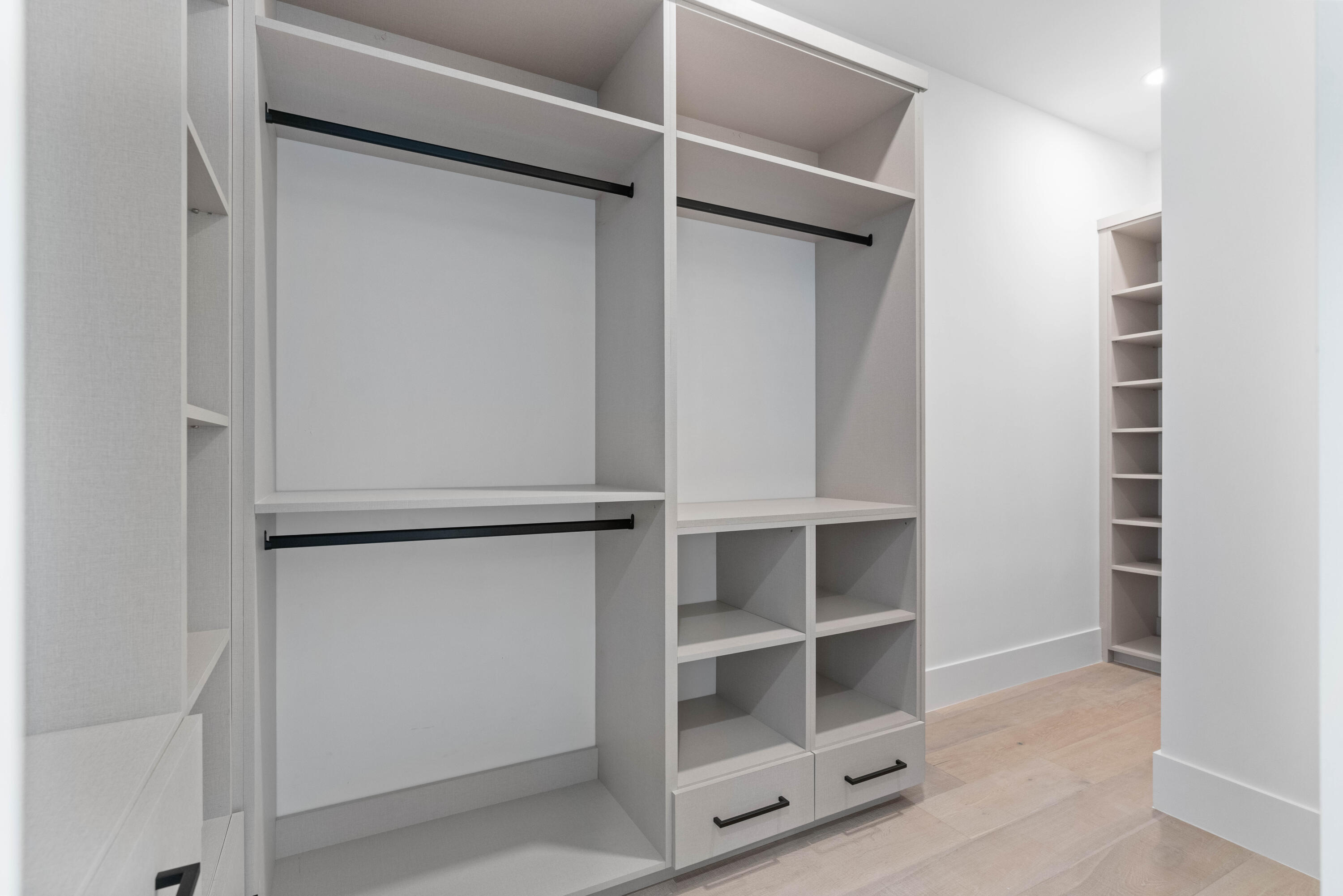 LAKE SHORES LANTANA - Residential