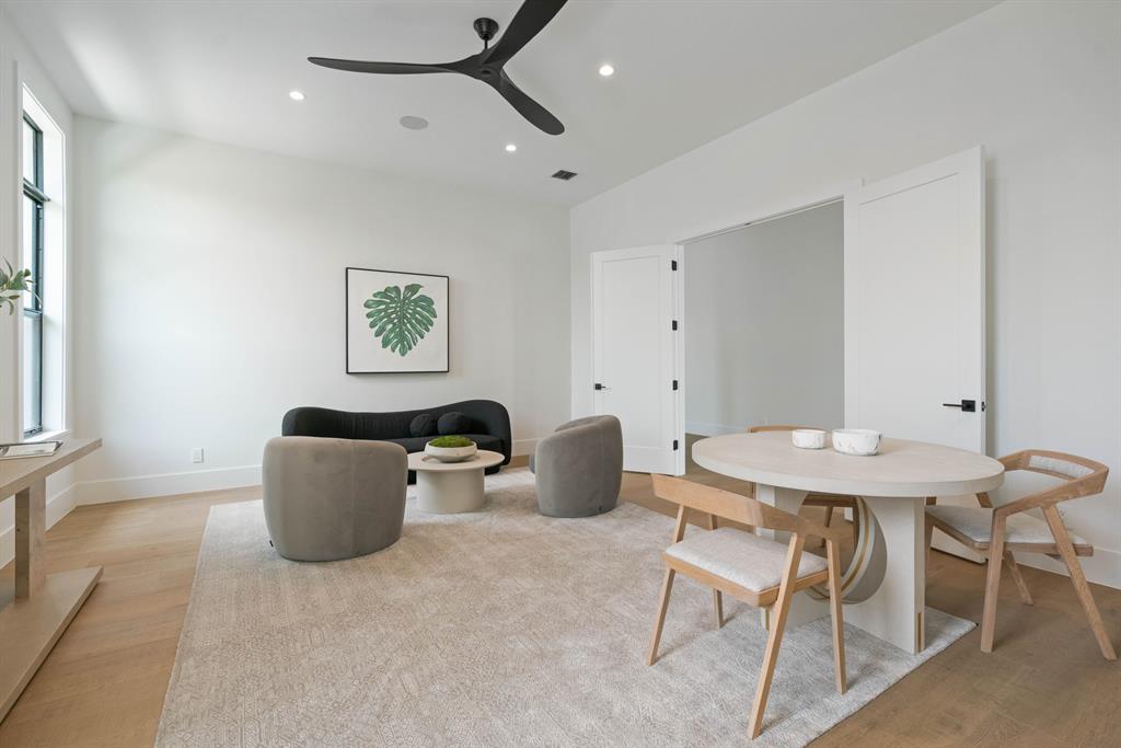 LAKE SHORES LANTANA - Residential