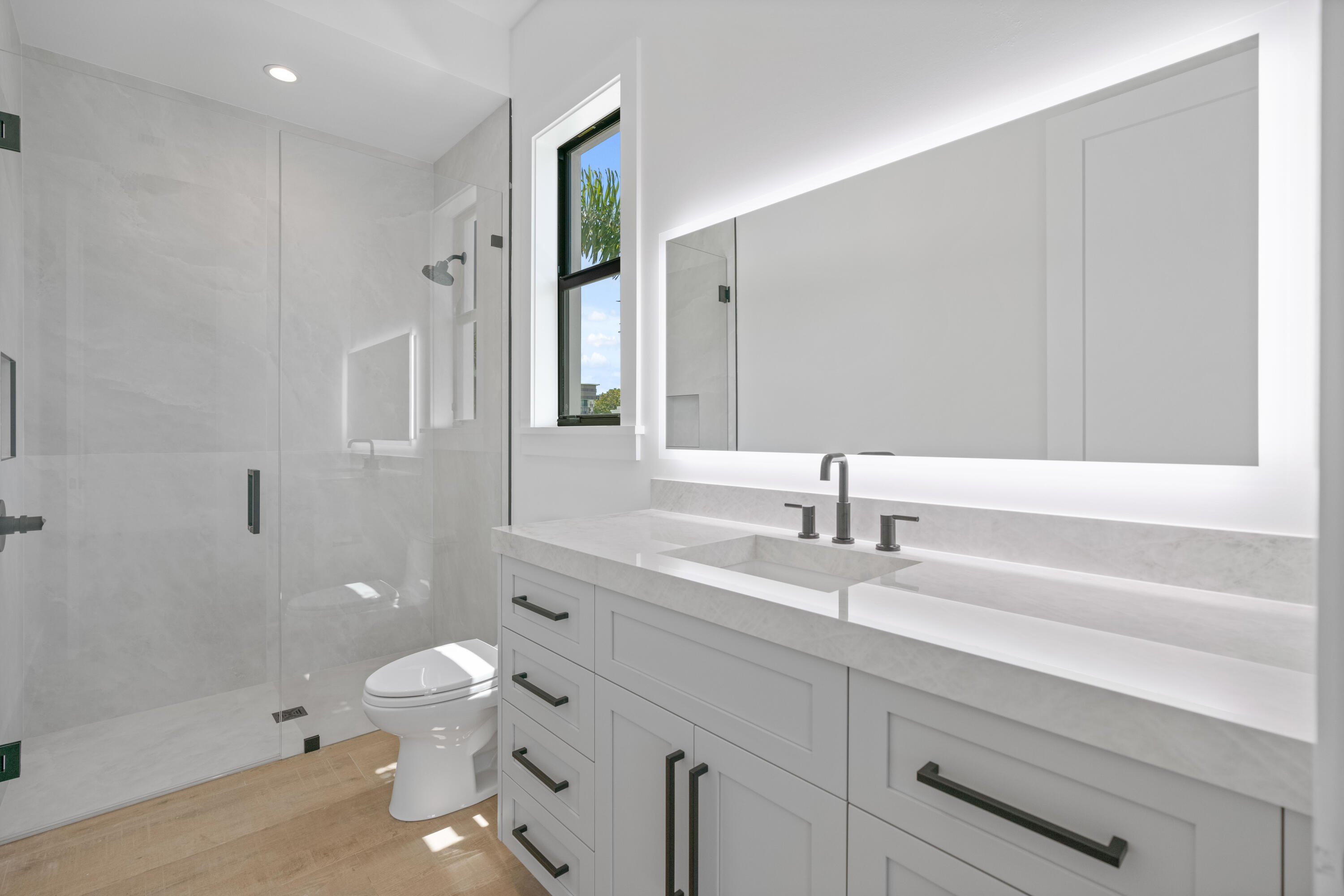 LAKE SHORES LANTANA - Residential