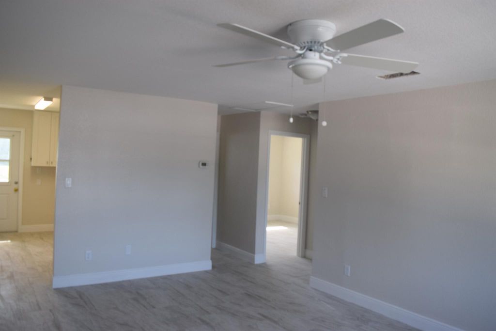 Photo of 207 Southland Drive #5, Fort Pierce, FL 34982 (MLS # R11040678)