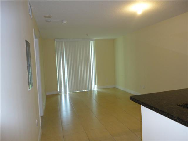 610 CLEMATIS CONDO - Residential Lease