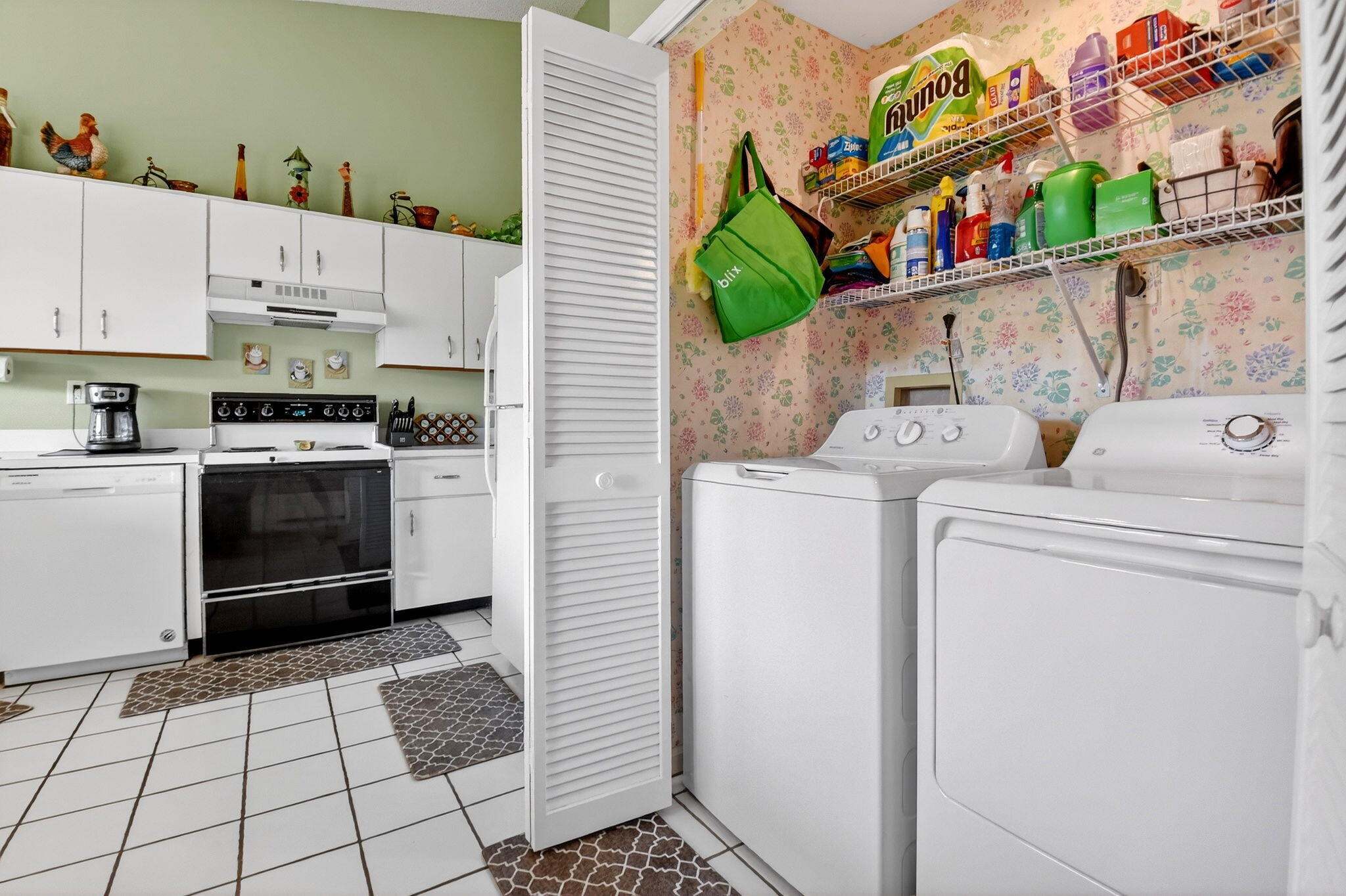 COVES AT PARKWALK CONDO - Residential