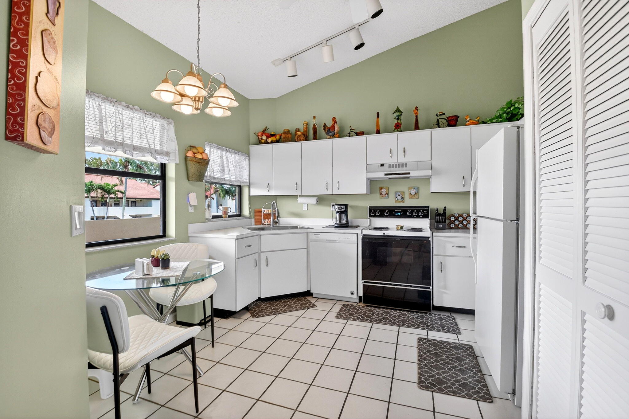 COVES AT PARKWALK CONDO - Residential