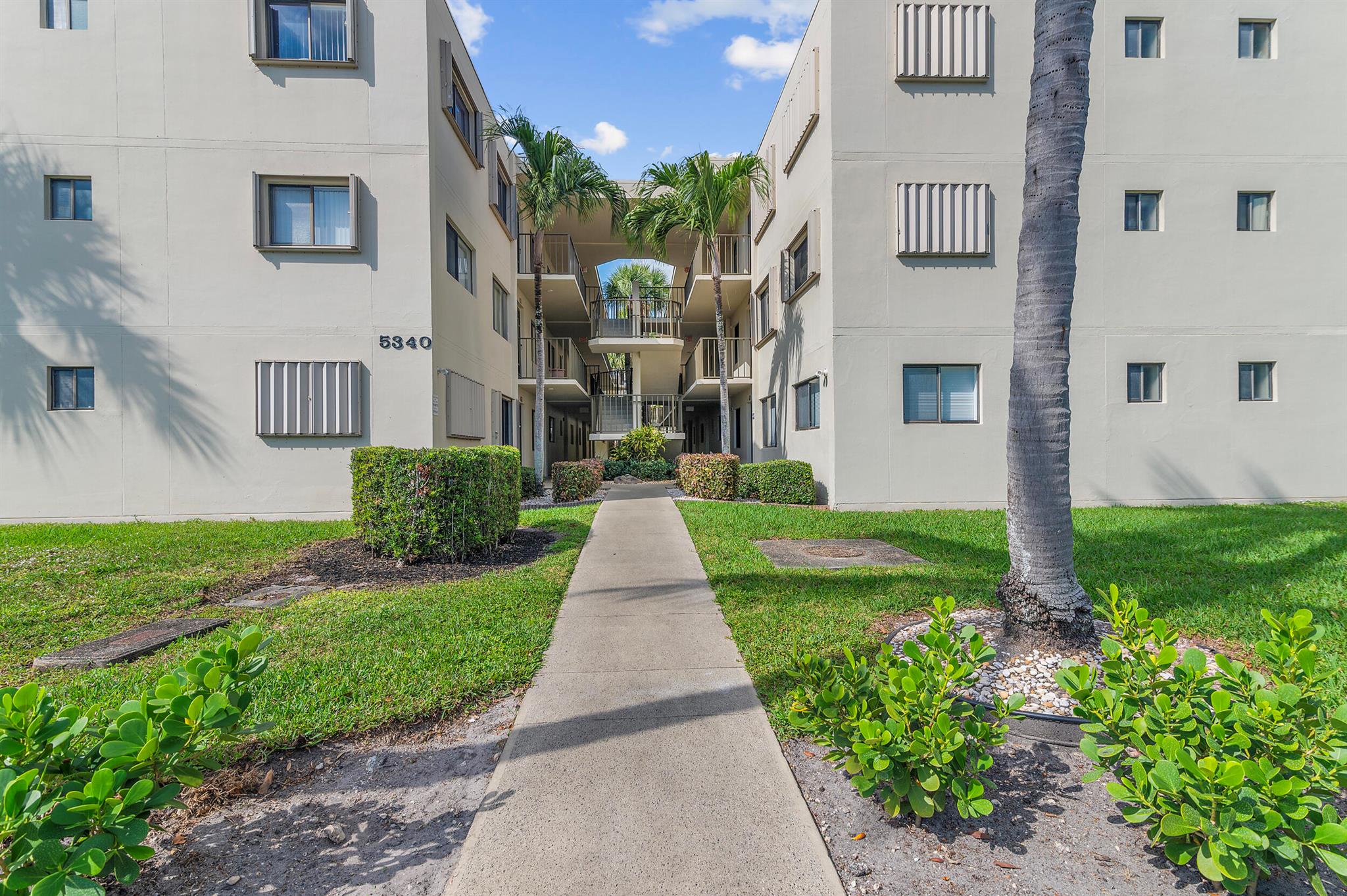 5340 Las Verdes Circle 303