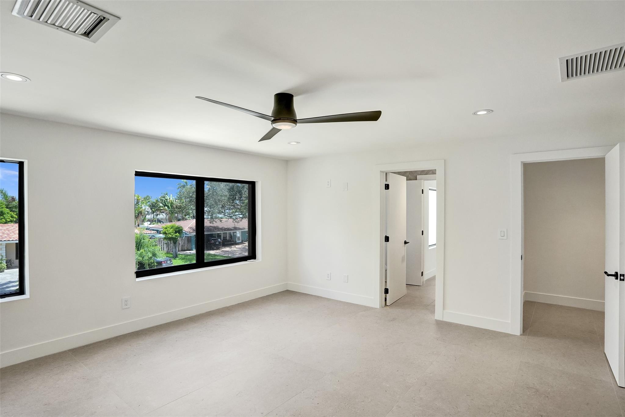 Lake Placid 35-23 B - Residential