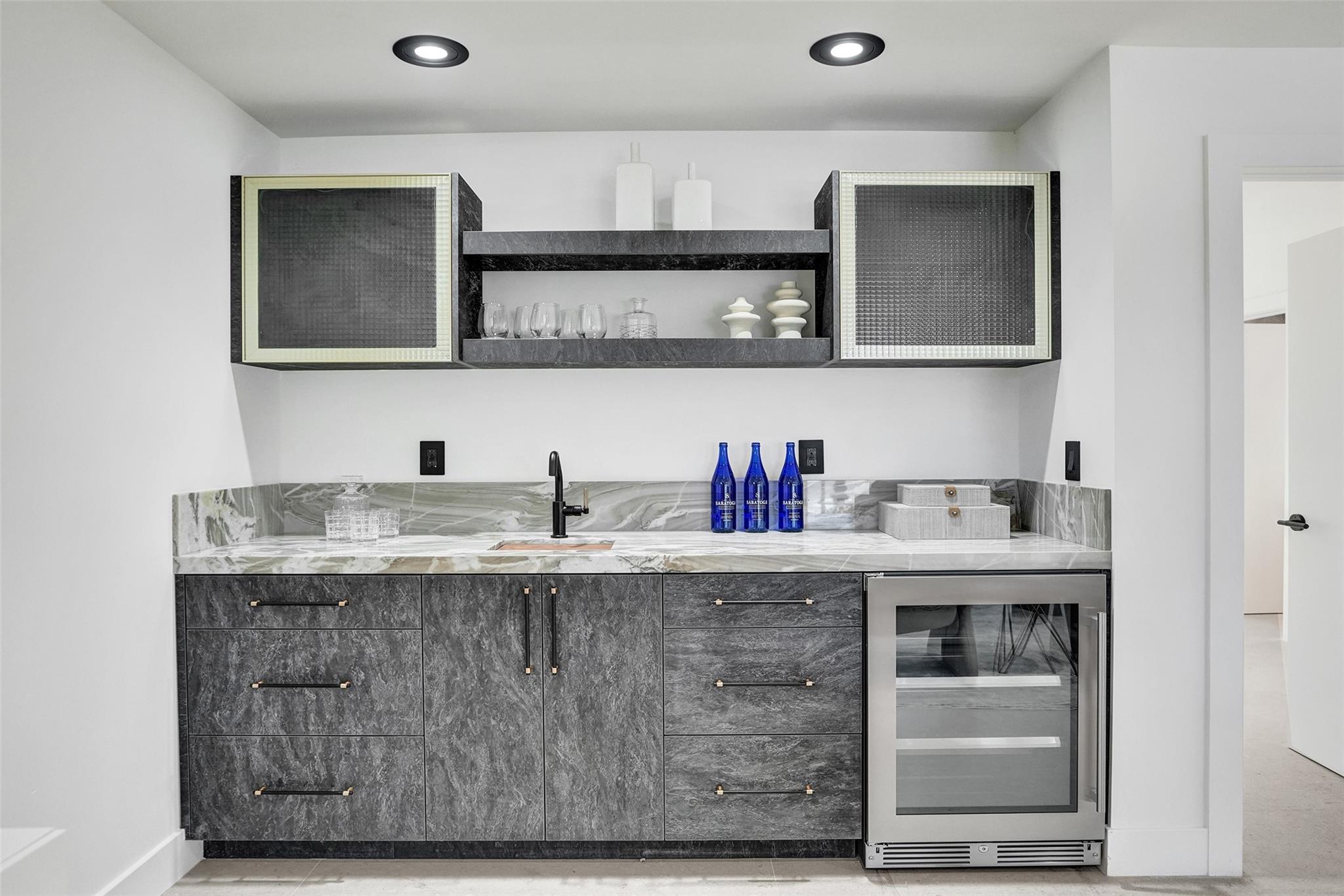 Lake Placid 35-23 B - Residential