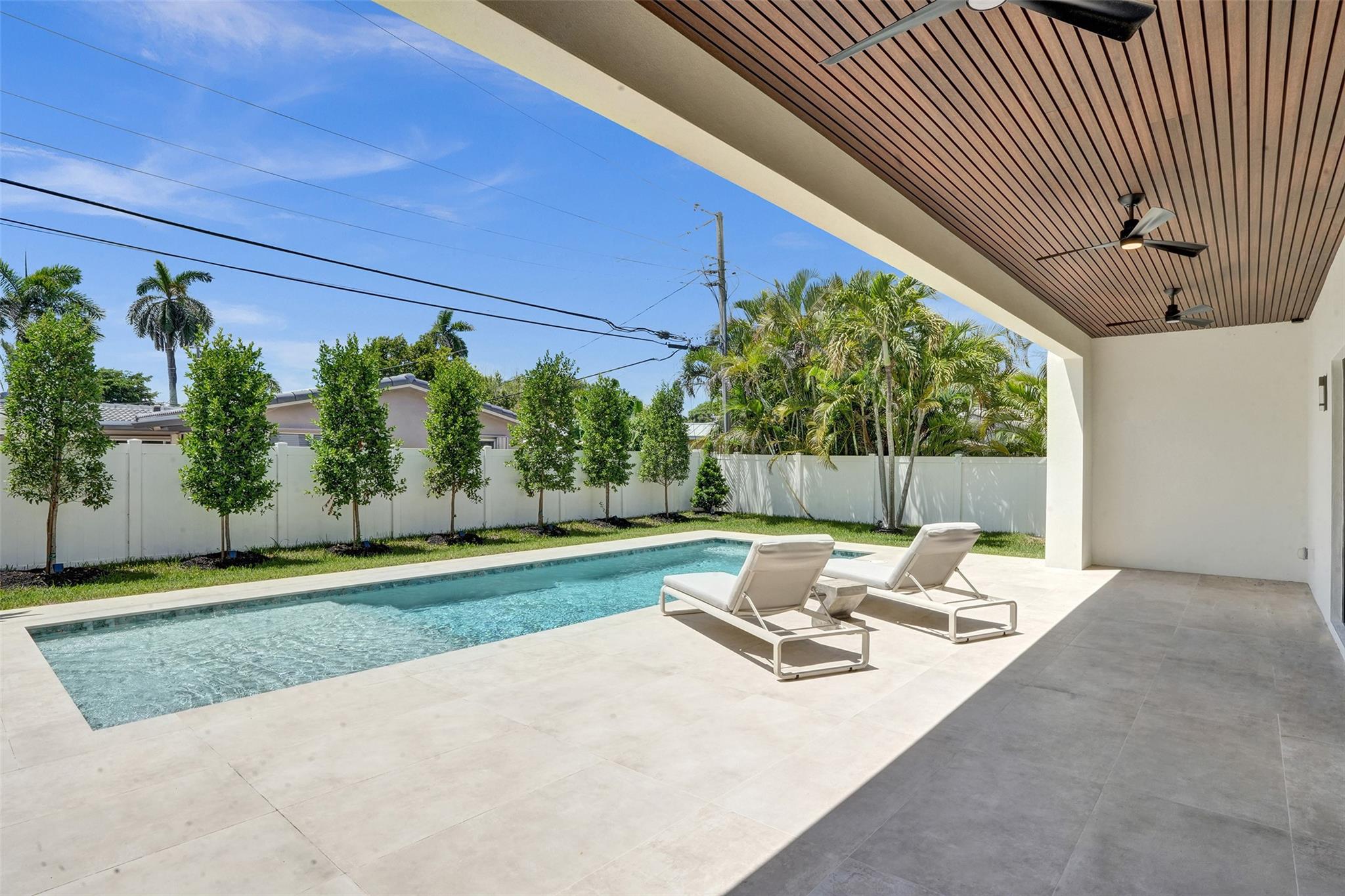 Lake Placid 35-23 B - Residential