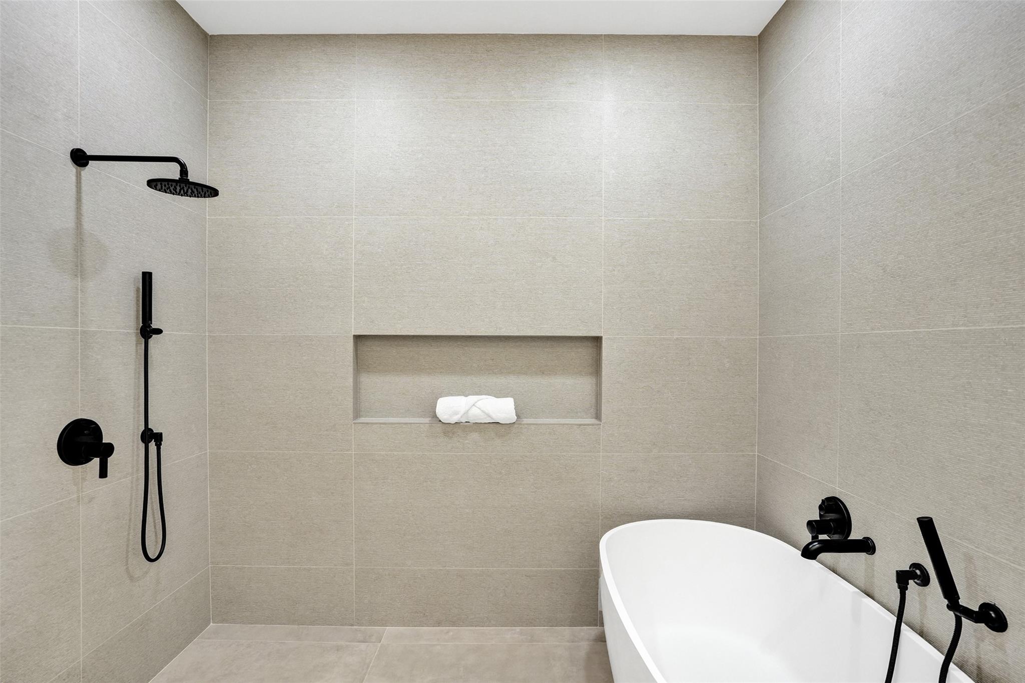 Lake Placid 35-23 B - Residential