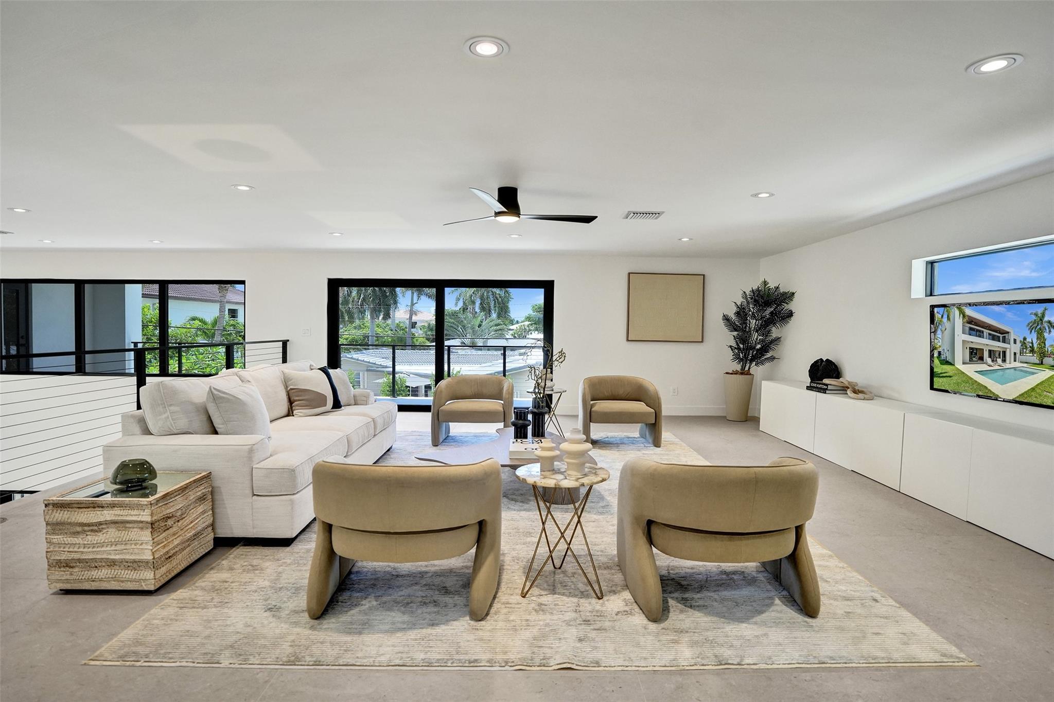 Lake Placid 35-23 B - Residential