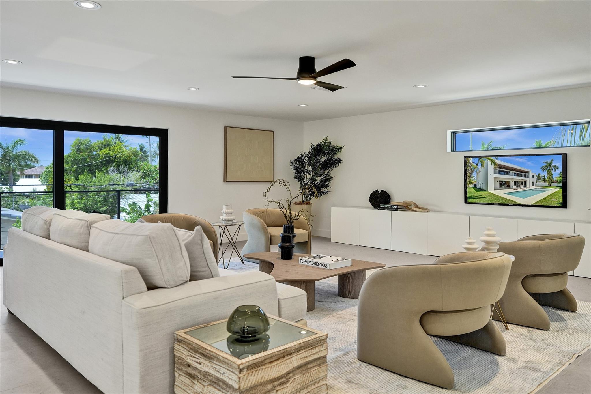 Lake Placid 35-23 B - Residential