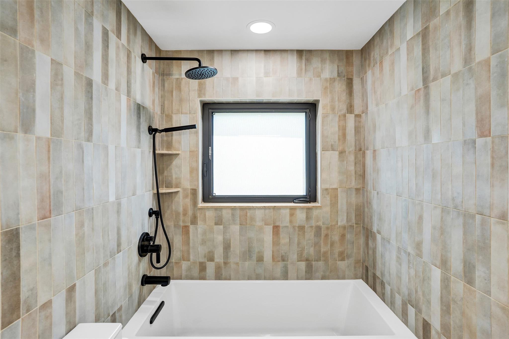 Lake Placid 35-23 B - Residential