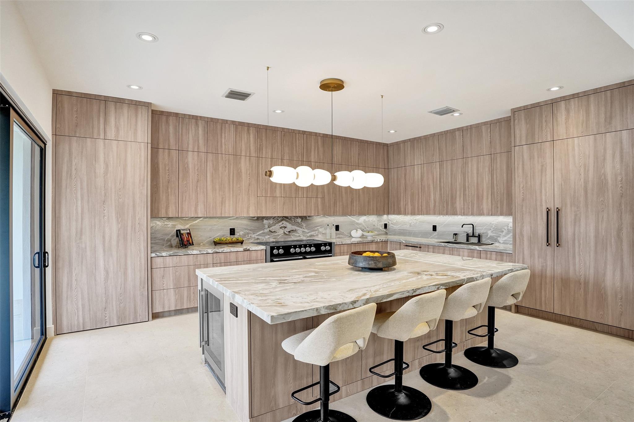 Lake Placid 35-23 B - Residential