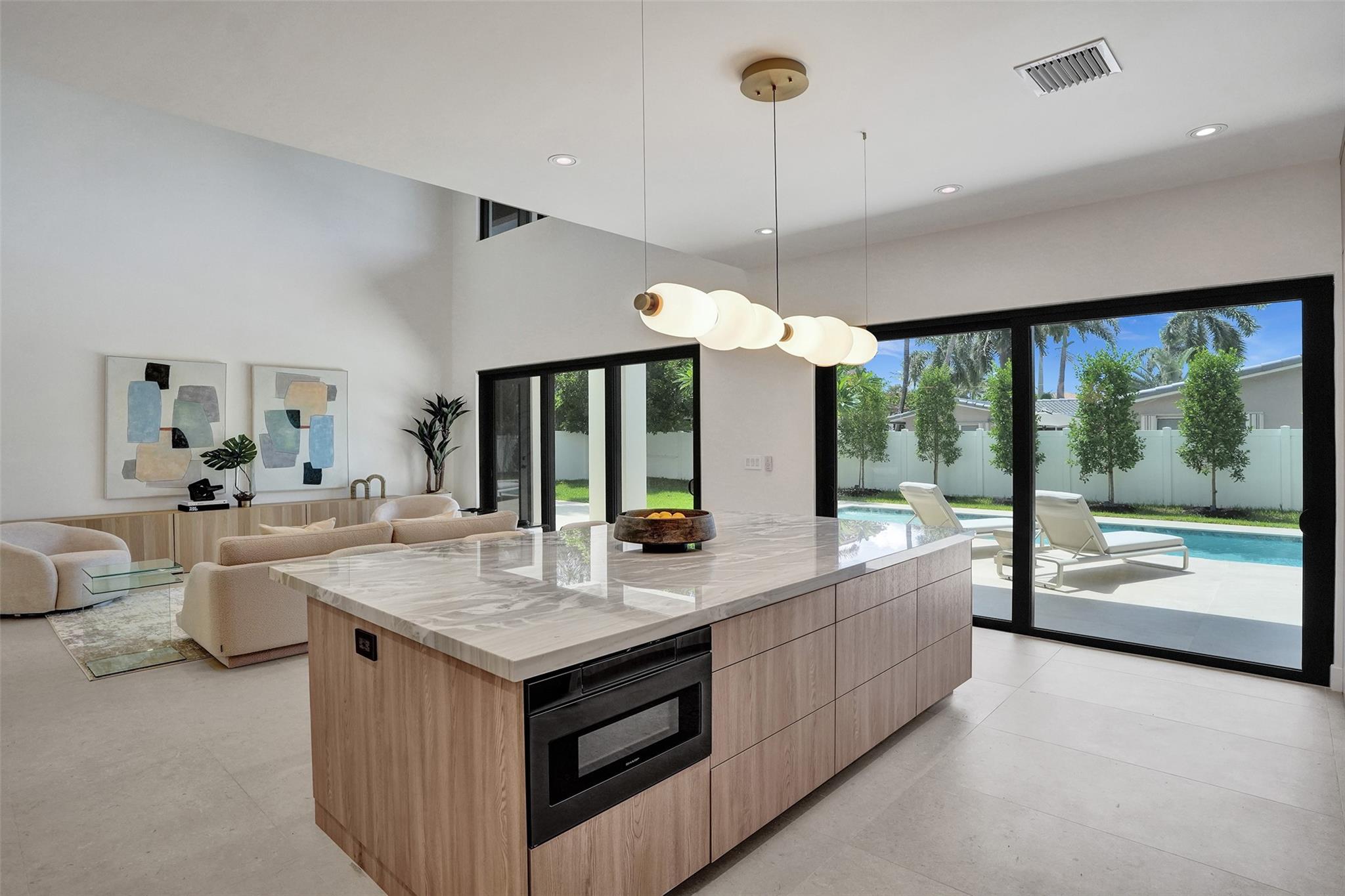 Lake Placid 35-23 B - Residential