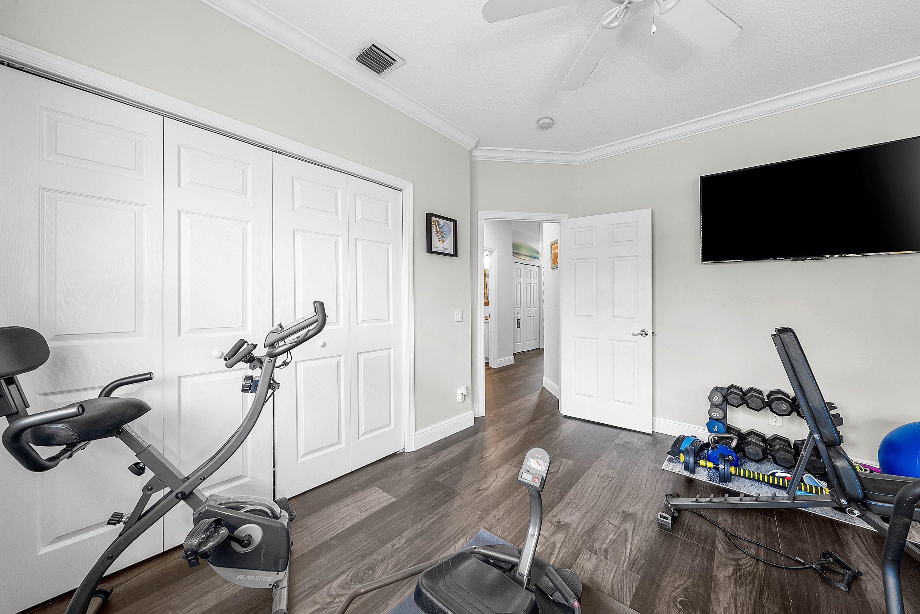 BAREFOOT COVE TOWNHOMES - Residential