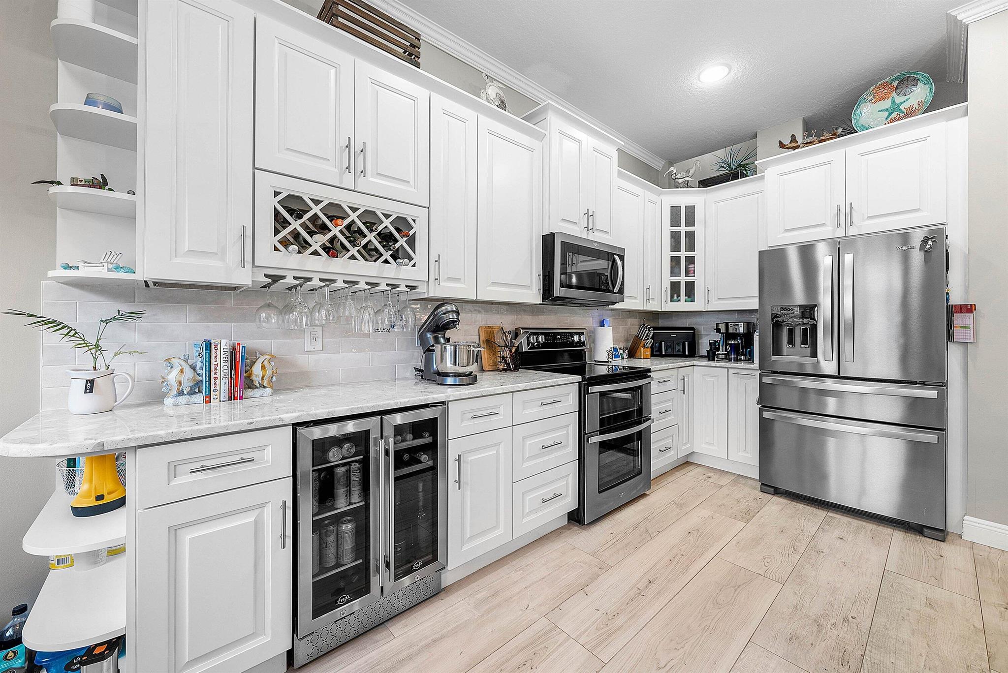 BAREFOOT COVE TOWNHOMES - Residential