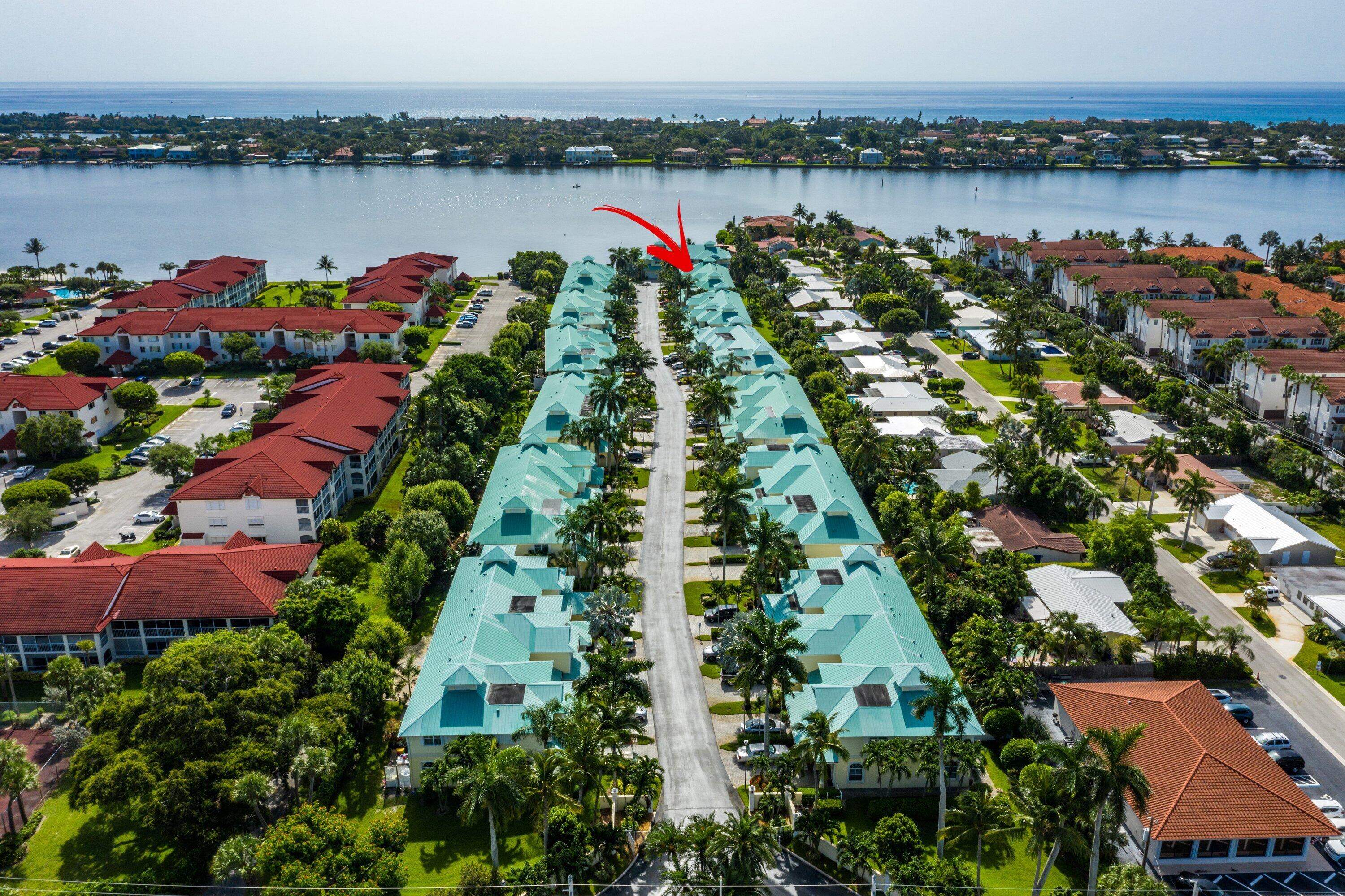 BAREFOOT COVE TOWNHOMES - Residential