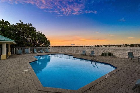 166 Barefoot Cove Hypoluxo FL 33462
