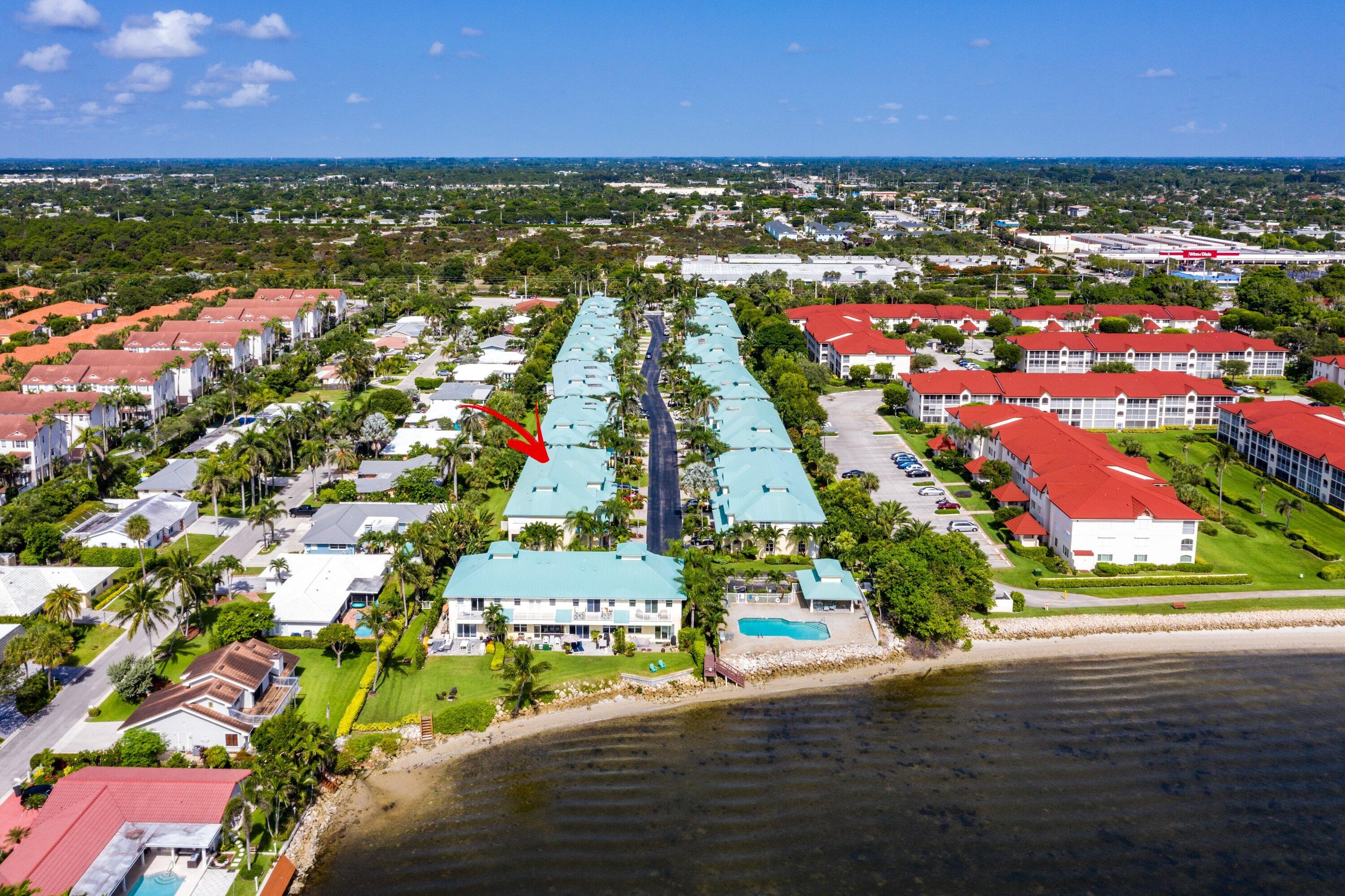 BAREFOOT COVE TOWNHOMES - Residential