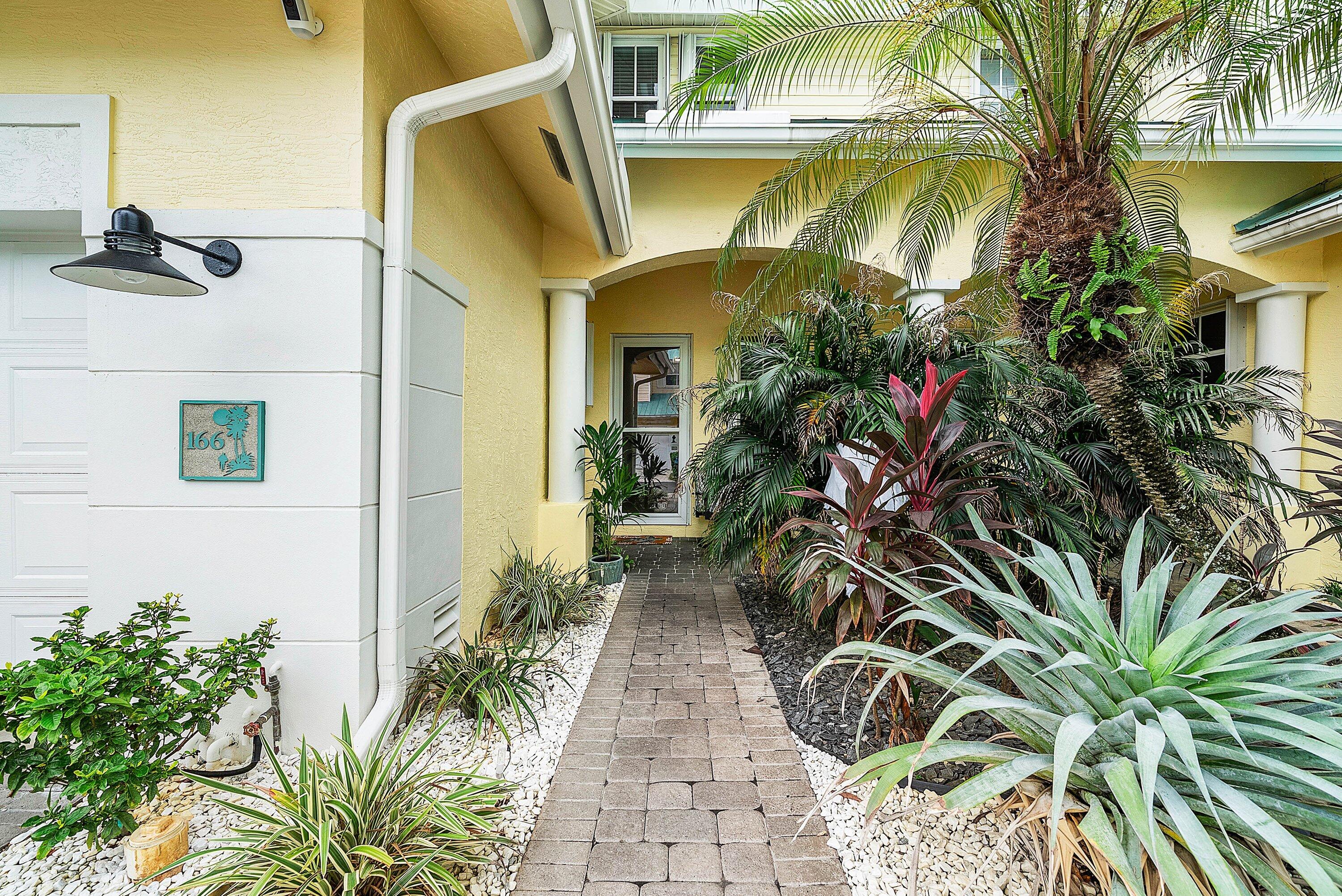 BAREFOOT COVE TOWNHOMES - Residential