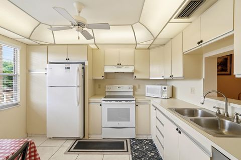 Tiny photo for 3201 Portofino Point #E3, Coconut Creek, FL 33066 (MLS # B26028768)
