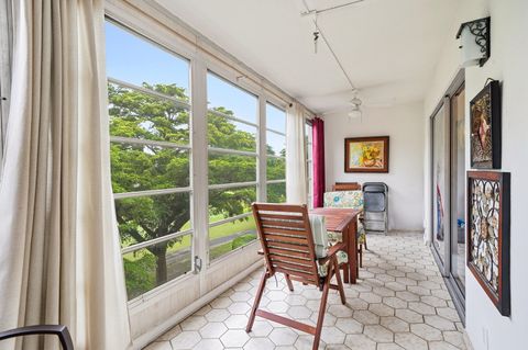Tiny photo for 3201 Portofino Point #E3, Coconut Creek, FL 33066 (MLS # B26028768)