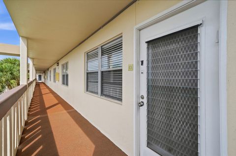 Tiny photo for 3201 Portofino Point #E3, Coconut Creek, FL 33066 (MLS # B26028768)