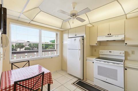 Tiny photo for 3201 Portofino Point #E3, Coconut Creek, FL 33066 (MLS # B26028768)