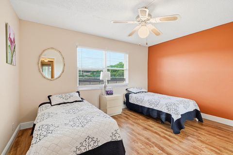 Tiny photo for 3201 Portofino Point #E3, Coconut Creek, FL 33066 (MLS # B26028768)