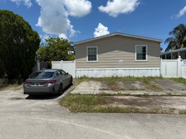 Lowest priced home in all of Watergate! 4/2 manufactured home built in 2013. Needs rehab and trash out. No HOA, you own the land!
Sold AS IS. Cash only. All inspections must be done prior to offering. Room measurements are approximate. Please verify if important.