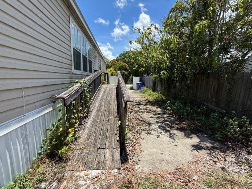 Photo of 10139 Marlin Drive, Boca Raton, FL 33428 (MLS # F10520803)