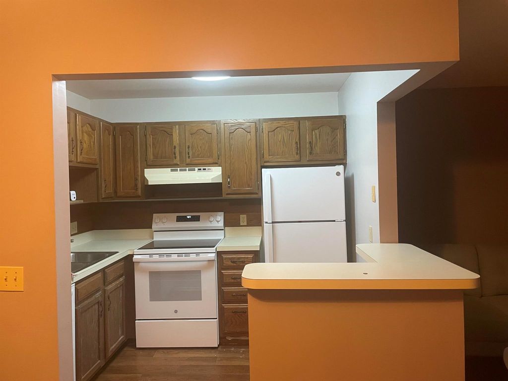 Photo of 4 Lake Vista Trail W #104, Port Saint Lucie, FL 34952 (MLS # R11090023)