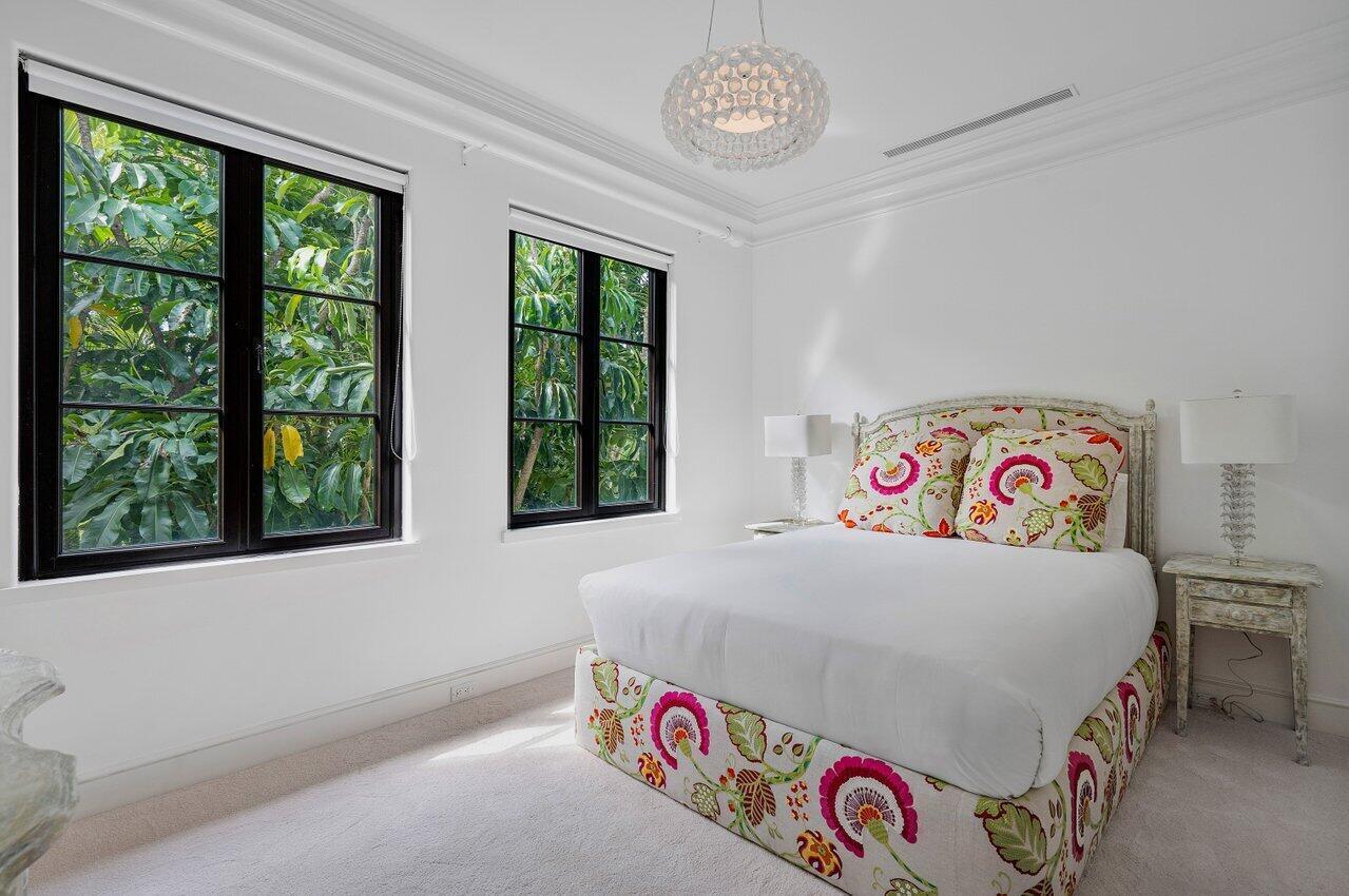 LAGOMAR PARK 2 - Residential Lease