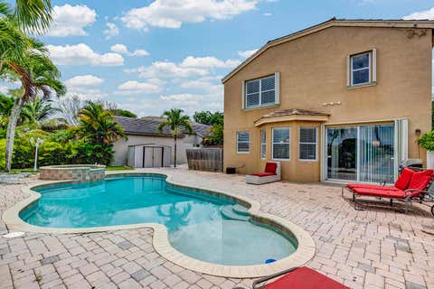 Tiny photo for 10287 Olde Clydesdale Circle, Lake Worth, FL 33449 (MLS # B26050450)
