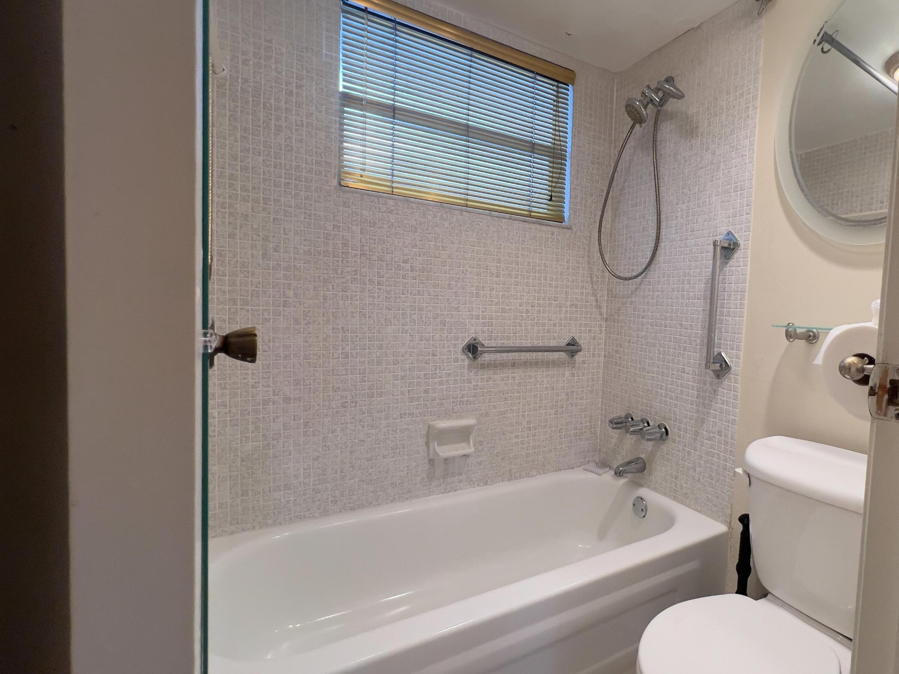 FAIRWAYS OF TAMARAC CONDOMINIUM - Residential