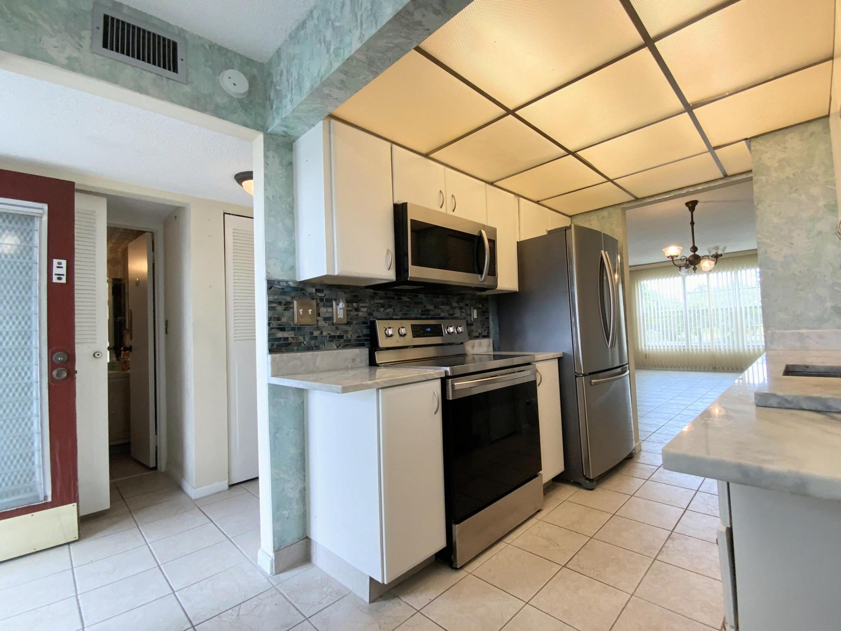 FAIRWAYS OF TAMARAC CONDOMINIUM - Residential