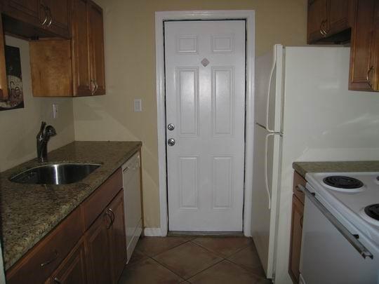 Woodlawn 11-28 B - Residential Lease