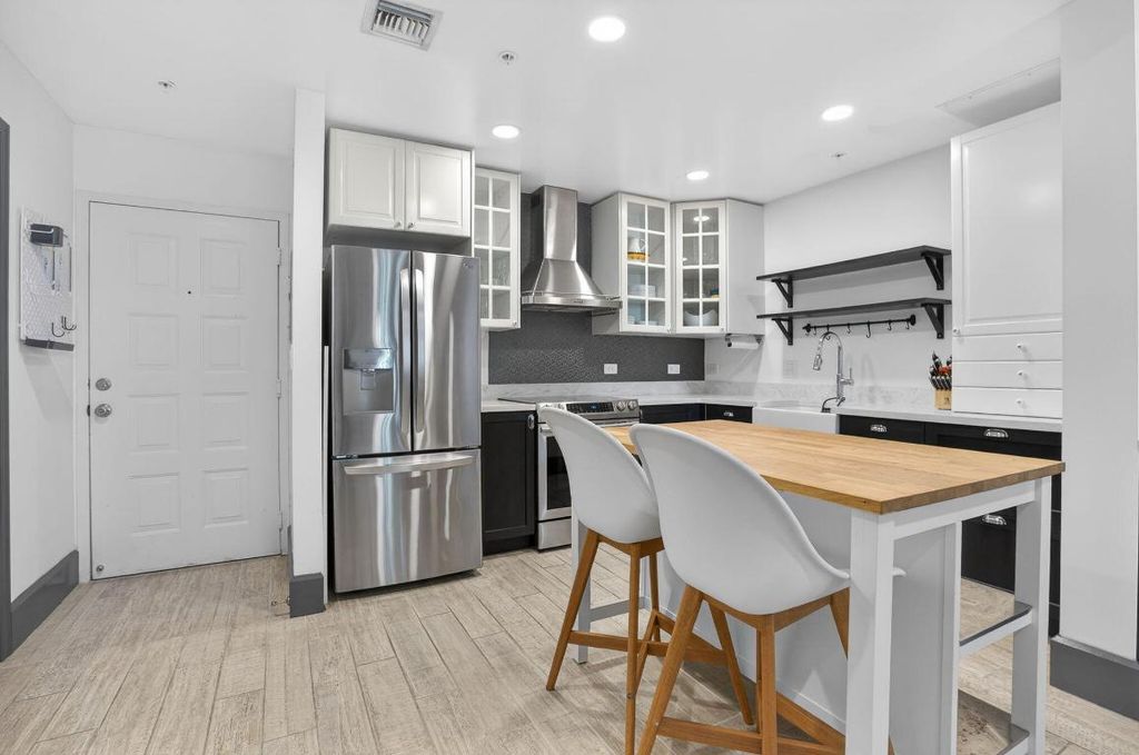 Photo of 1200 Town Center Drive #306, Jupiter, FL 33458 (MLS # R11151476)