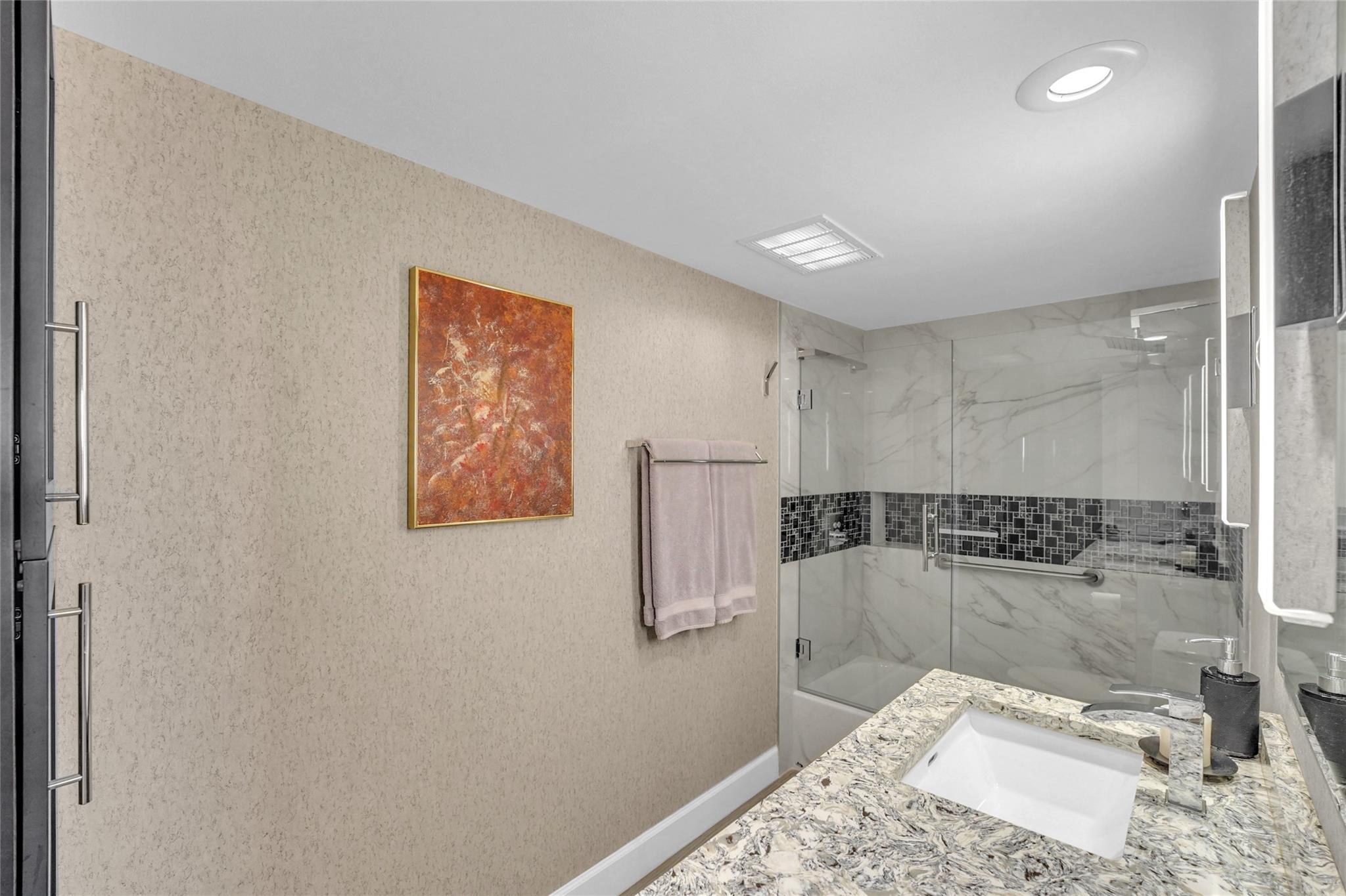 PALM AIRE - Residential