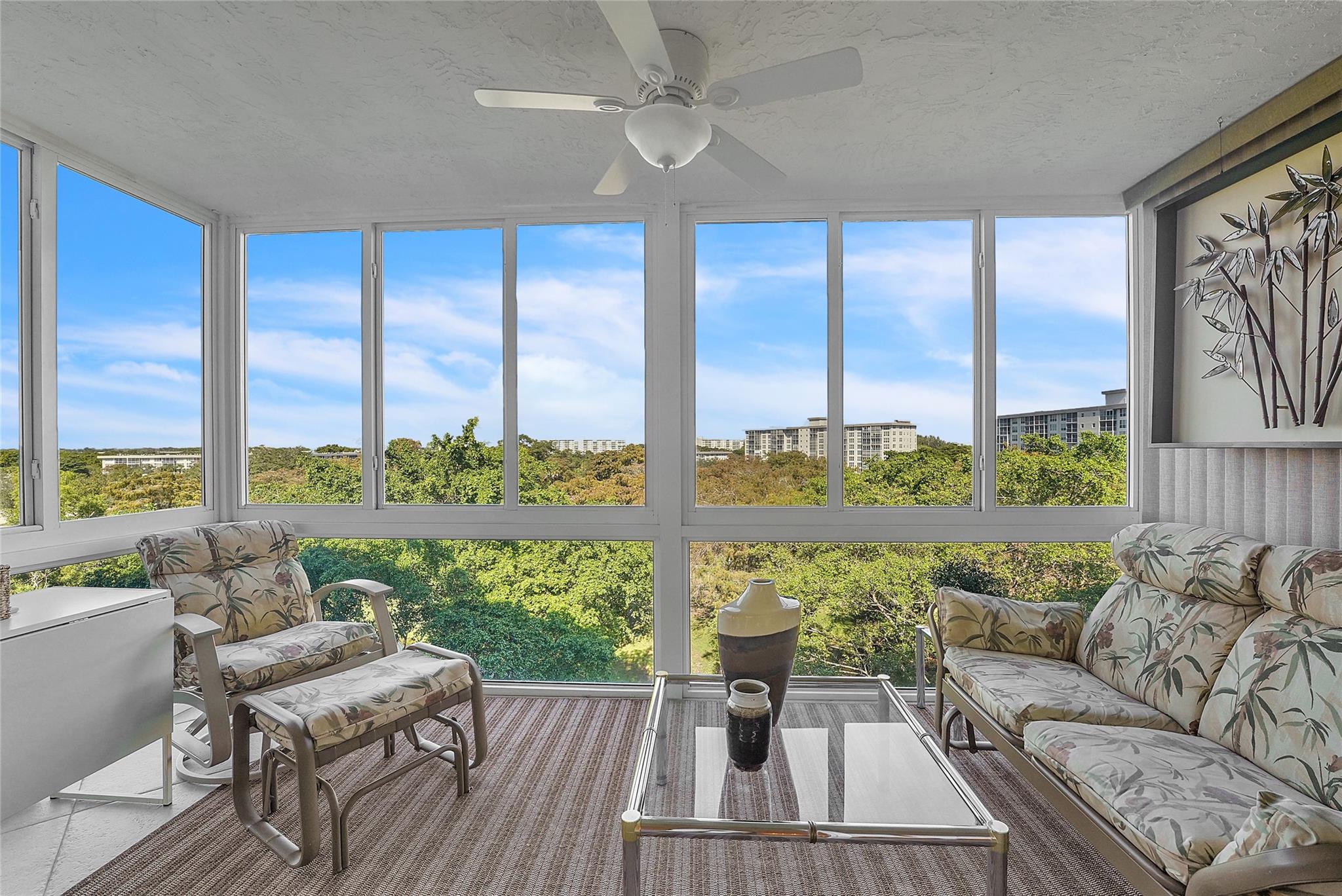 PALM AIRE - Residential