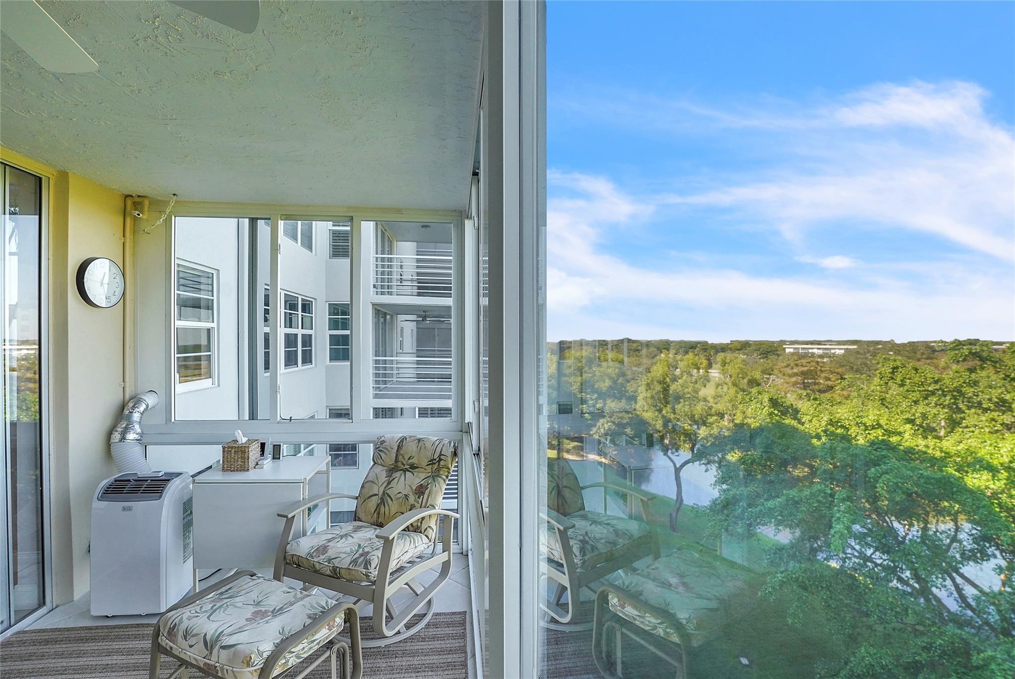 PALM AIRE - Residential