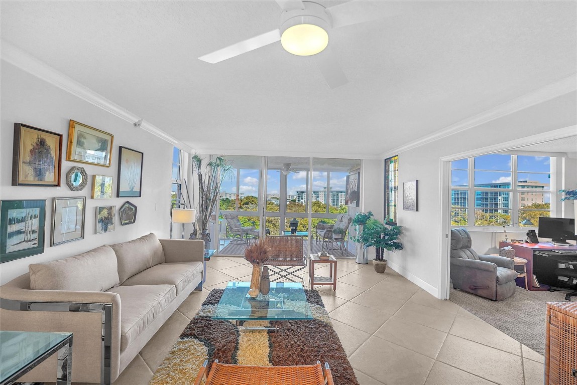 4015 W Palm Aire Drive 703