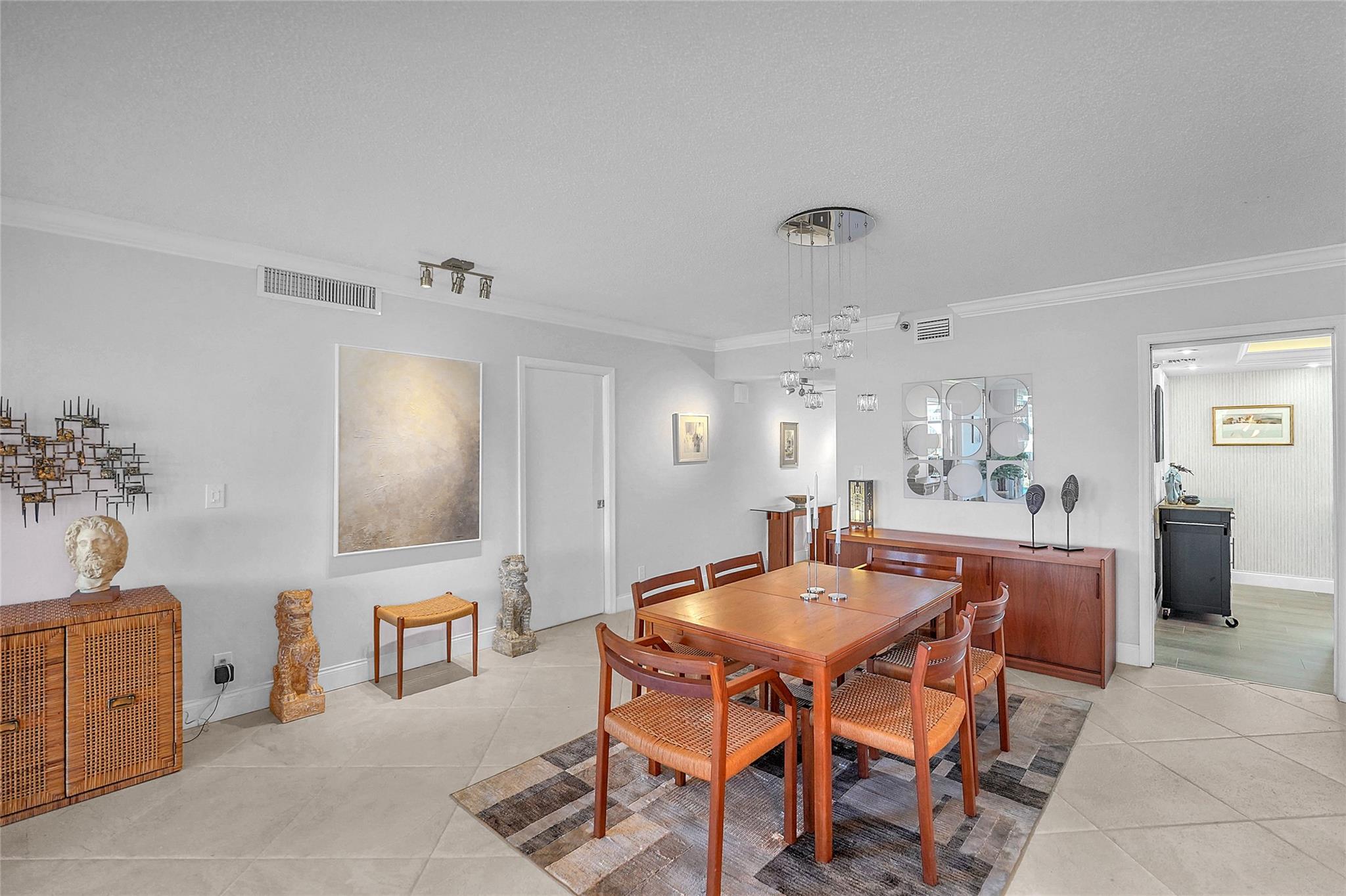 PALM AIRE - Residential