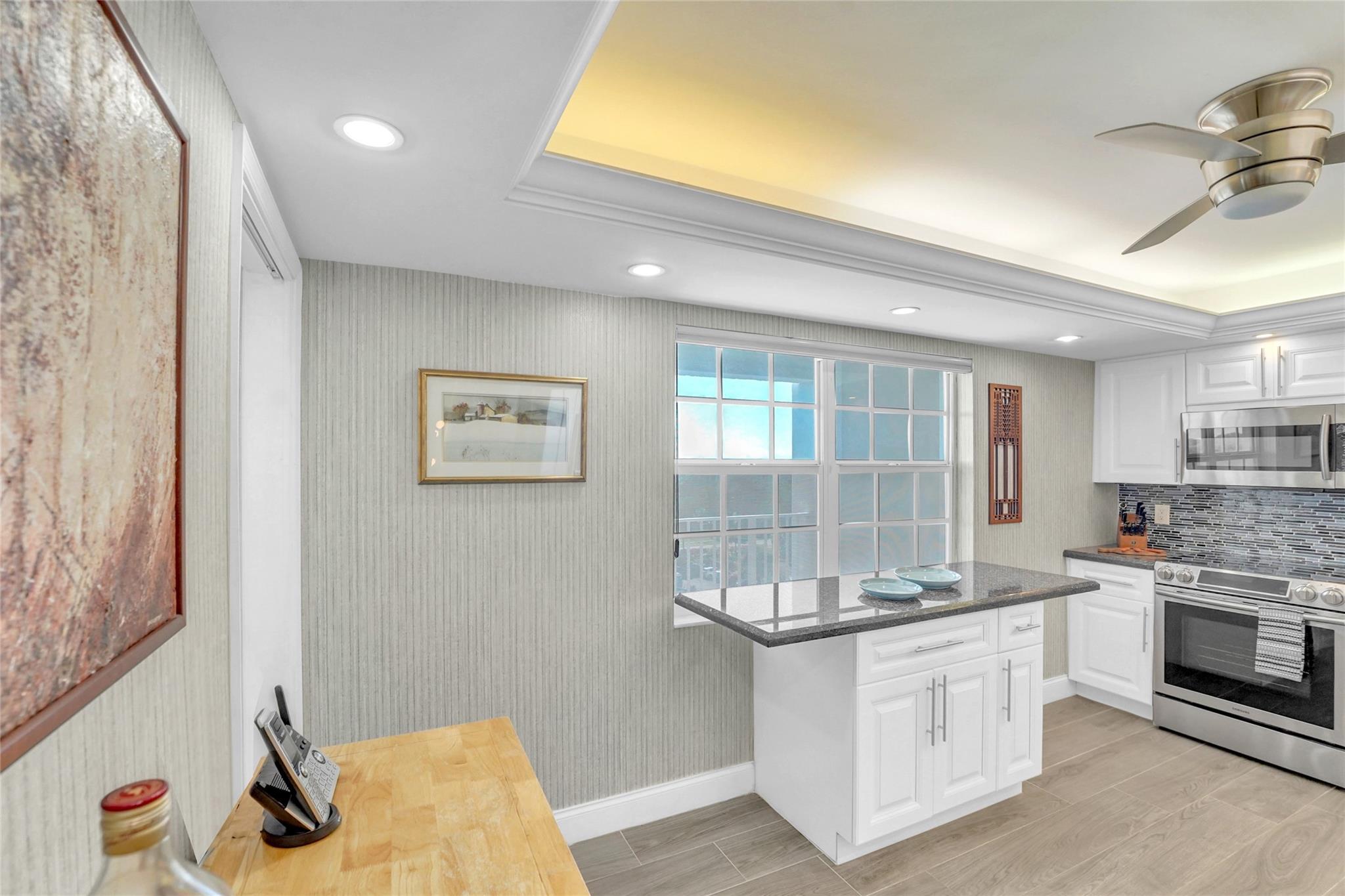 PALM AIRE - Residential